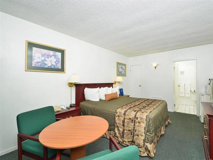Americas Best Value Inn - Chico Kültér fotó